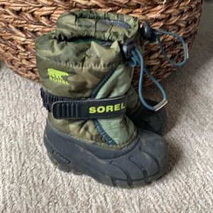 Toddler size 7 Sorel winter boots